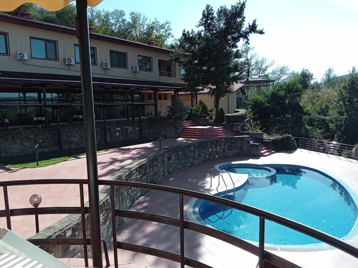 Park Hotel Stratesh Lovech Dış mekan fotoğraf