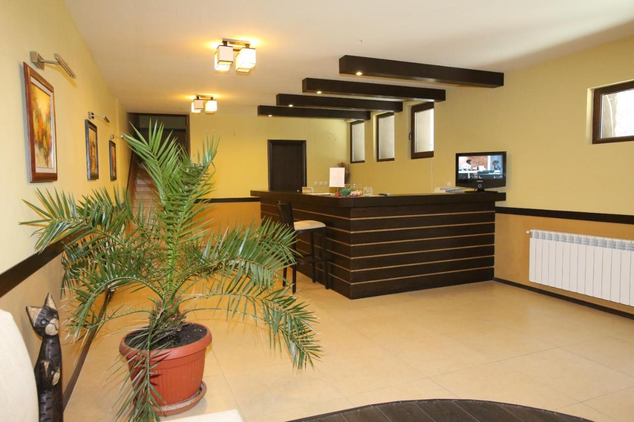 Park Hotel Stratesh Lovech Dış mekan fotoğraf