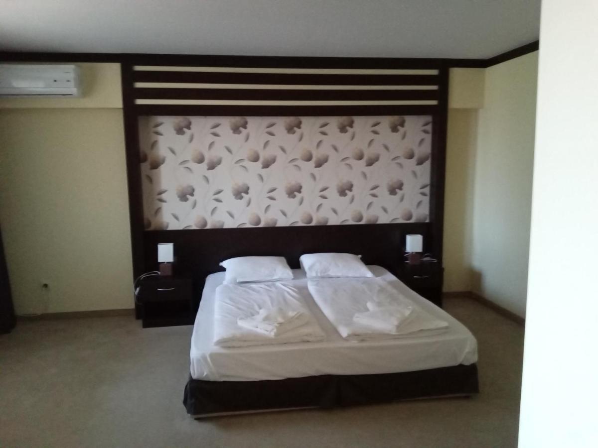 Park Hotel Stratesh Lovech Dış mekan fotoğraf