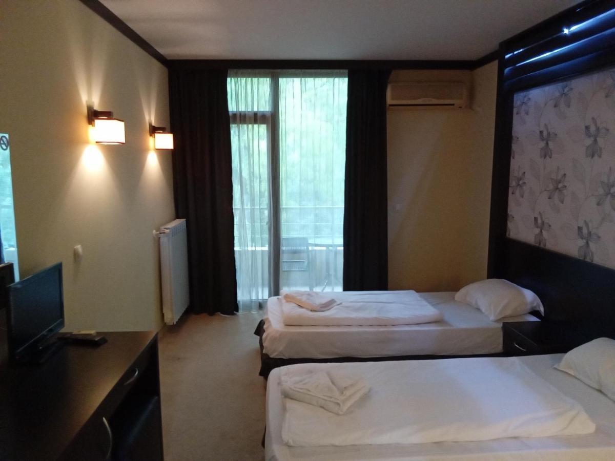 Park Hotel Stratesh Lovech Dış mekan fotoğraf