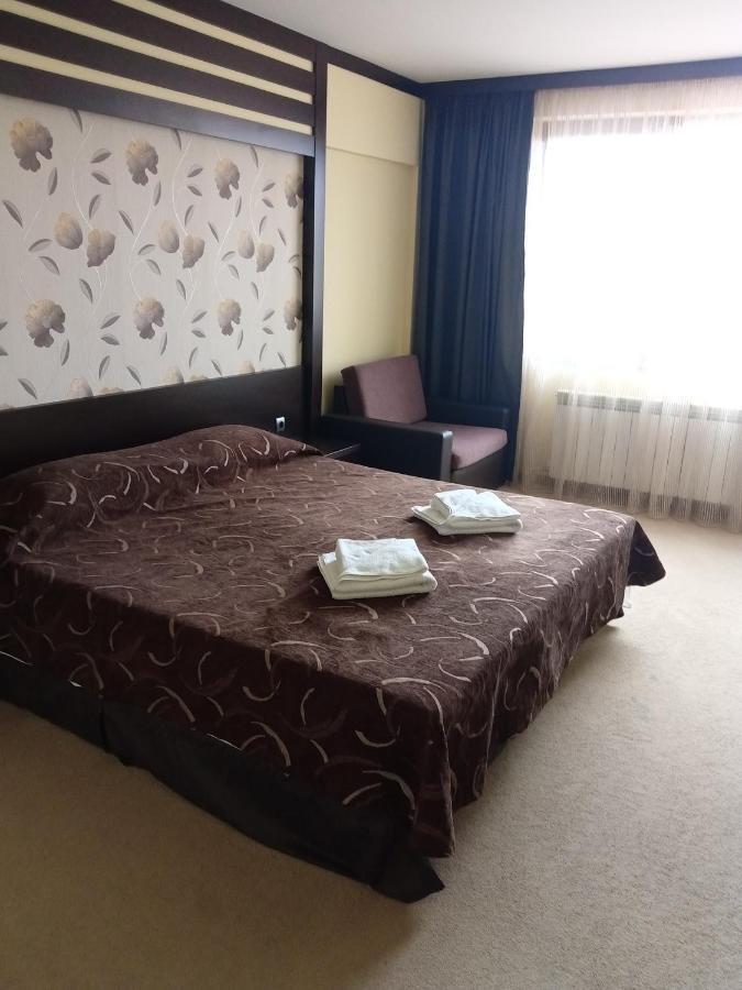 Park Hotel Stratesh Lovech Dış mekan fotoğraf
